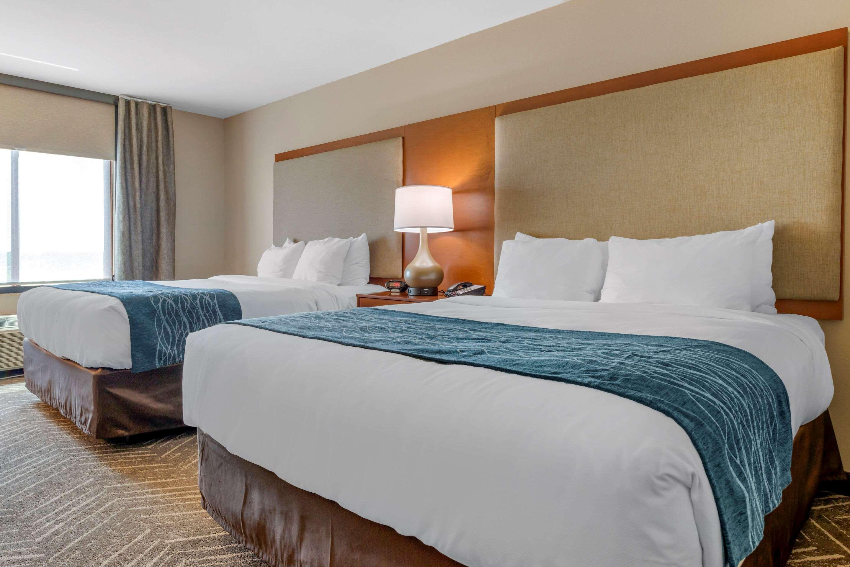 Comfort Inn & Suites Mountain Iron And Virginia Экстерьер фото