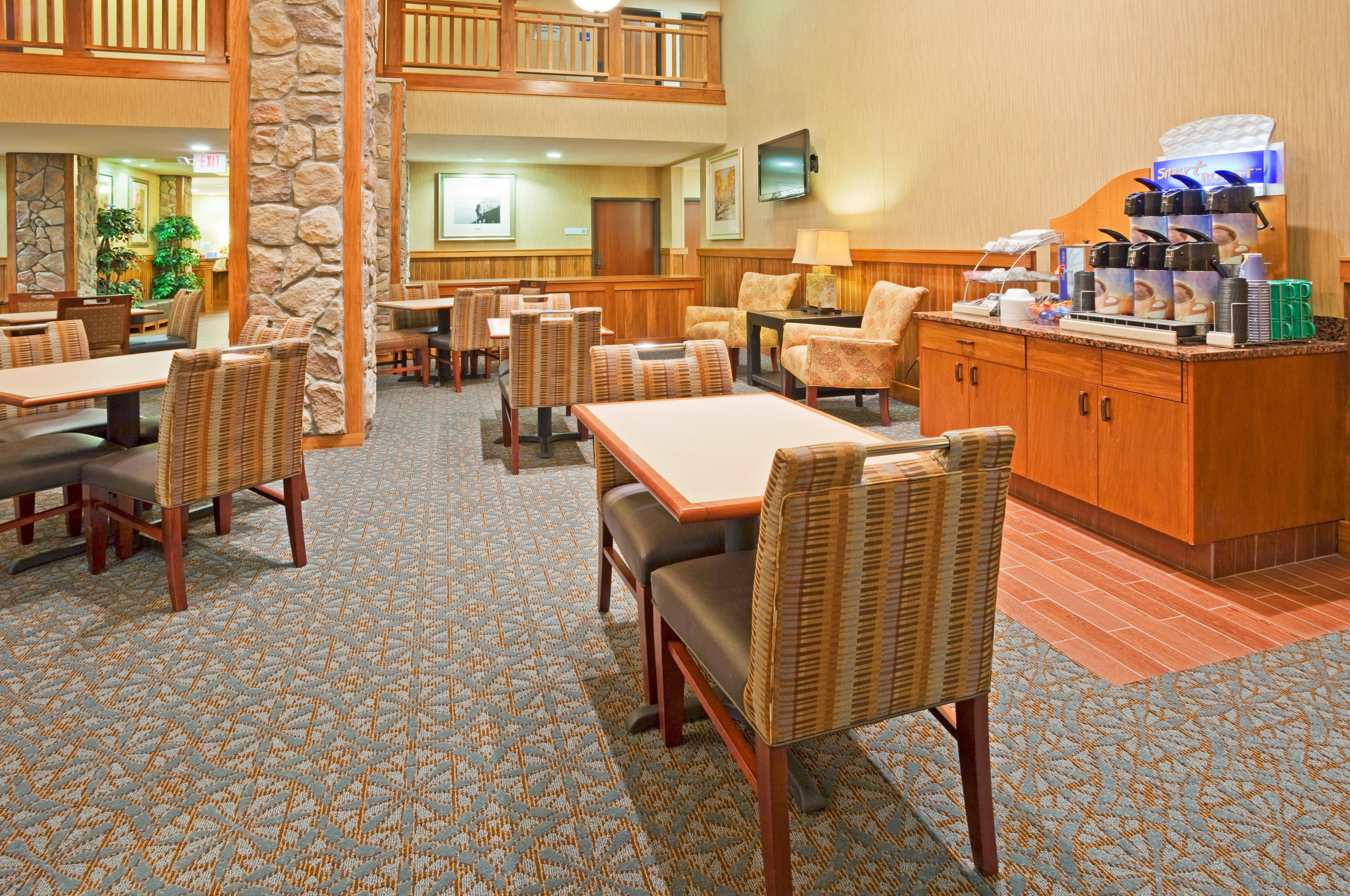 Comfort Inn & Suites Mountain Iron And Virginia Экстерьер фото