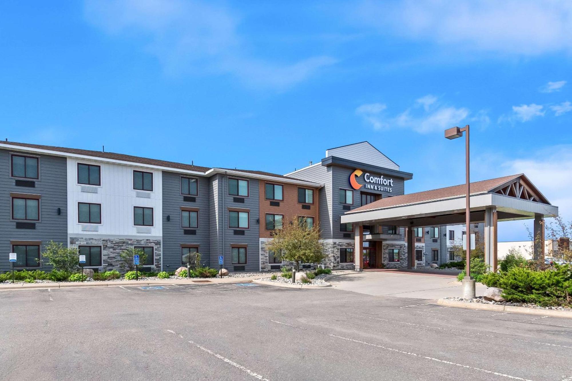Comfort Inn & Suites Mountain Iron And Virginia Экстерьер фото
