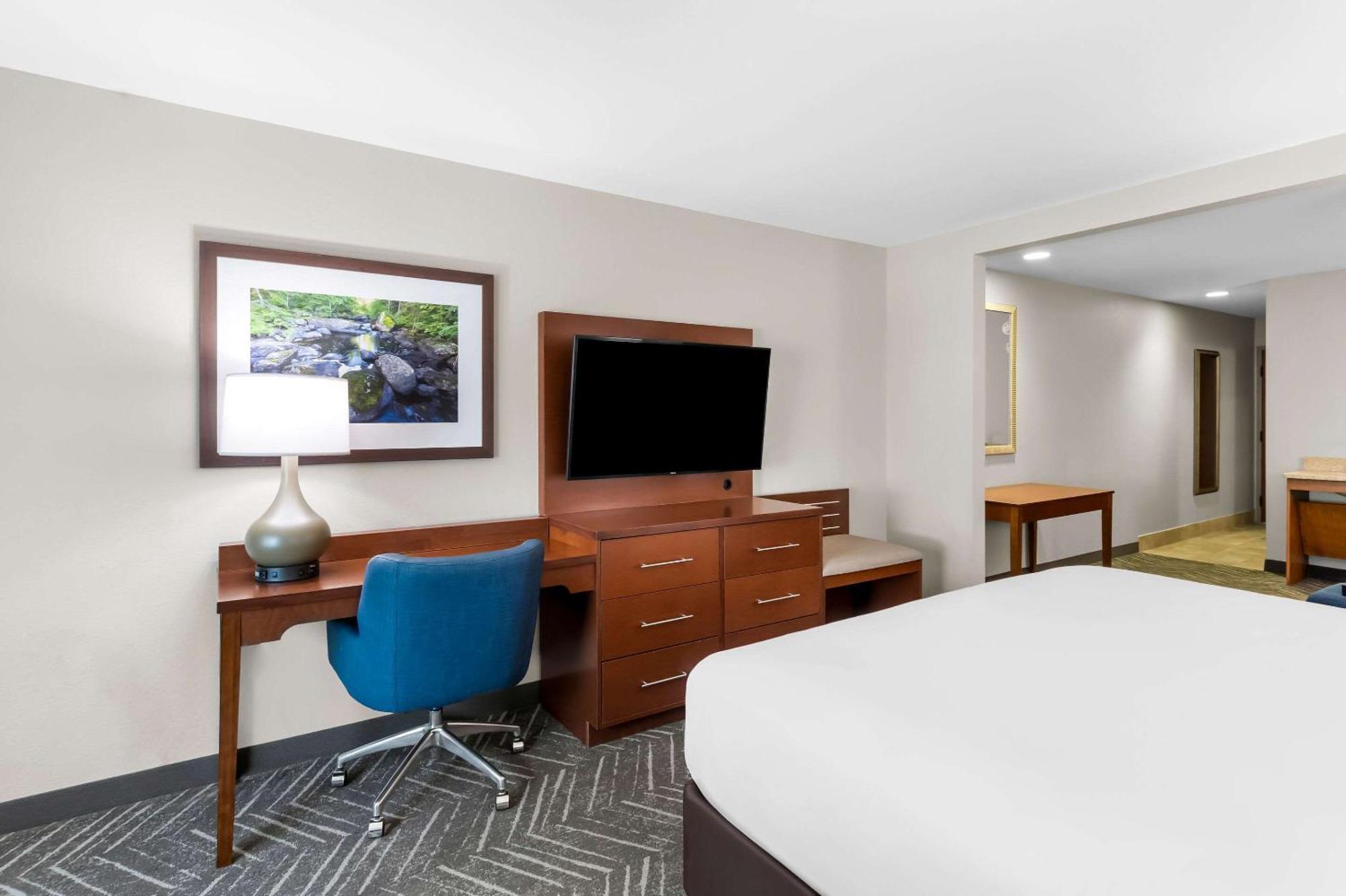 Comfort Inn & Suites Mountain Iron And Virginia Экстерьер фото
