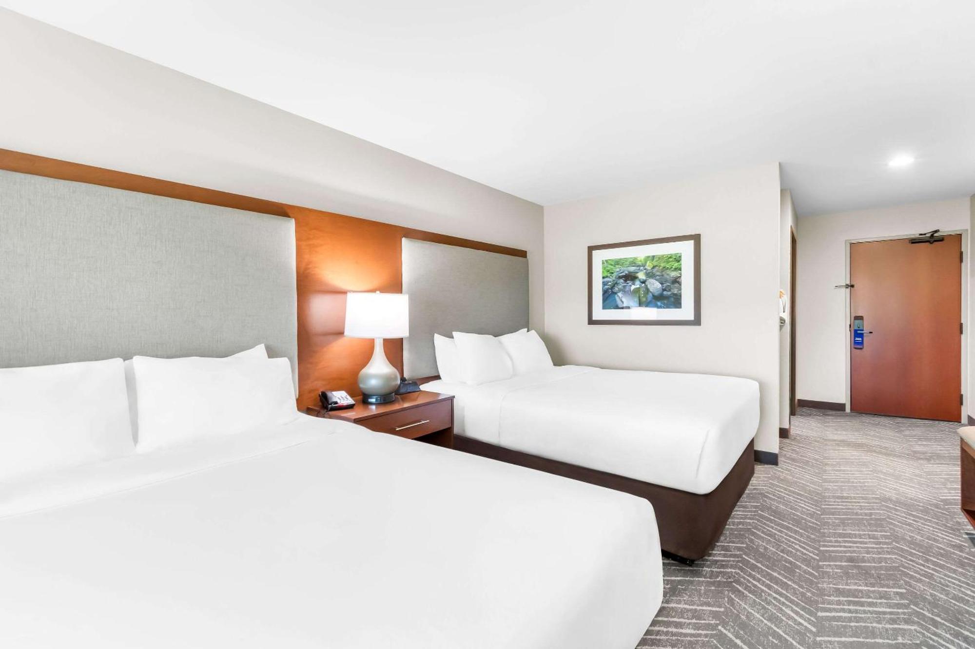 Comfort Inn & Suites Mountain Iron And Virginia Экстерьер фото