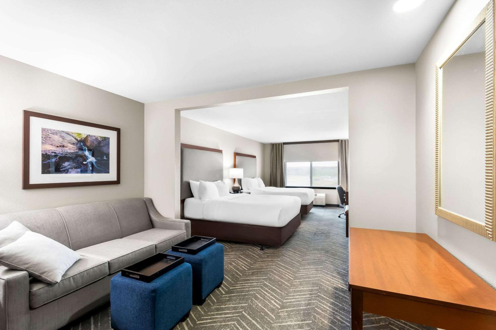 Comfort Inn & Suites Mountain Iron And Virginia Экстерьер фото